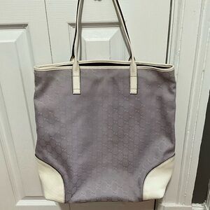 Gucci Elegant Monogram Canvas Tote